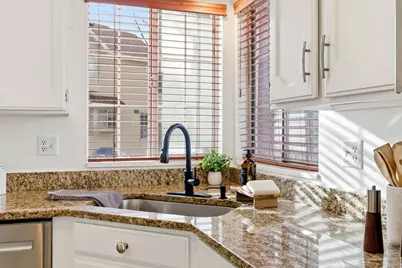 2679 W Builders Dr S, Taylorsville, UT 84118 - Photo 17