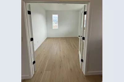 242 N Husker Ln #8, Saratoga Springs, UT 84043 - Photo 3