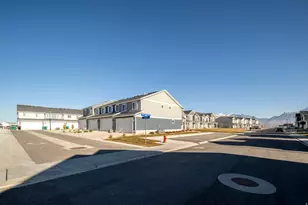 424 N Artesian W, Lehi, UT 84048 - Photo 3