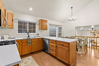 9871 S 4000 W, South Jordan, UT 84095 - Photo 9