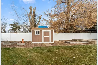 212 S 1100 W, Lehi, UT 84043 - Photo 5