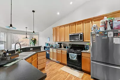 212 S 1100 W, Lehi, UT 84043 - Photo 13