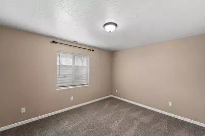 212 S 1100 W, Lehi, UT 84043 - Photo 37