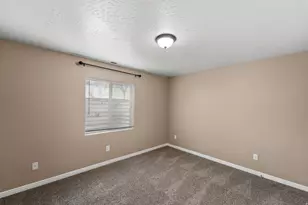 212 S 1100 W, Lehi, UT 84043 - Photo 37
