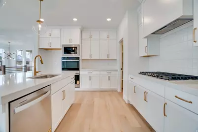 1917 S 1160 E #403, Heber City, UT 84032 - Photo 17