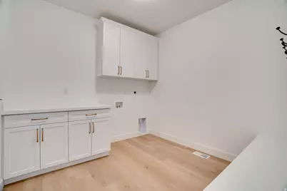 1917 S 1160 E #403, Heber City, UT 84032 - Photo 19
