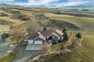 366 E 6600 S, Hyrum, UT 84319 - Photo 1
