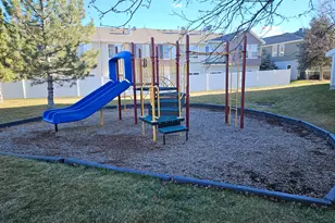 14043 S Bridgeview Ct, Bluffdale, UT 84065 - Photo 17