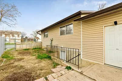 112 W 2050 N, Sunset, UT 84015 - Photo 27