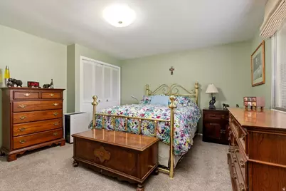 12387 S Mountain View Dr, Riverton, UT 84065 - Photo 11