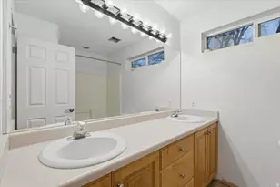 1332 N 2350 E, Layton, UT 84040 - Photo 23