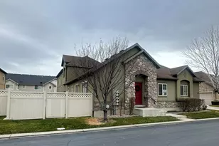 654 E Wyngate Pointe Ln, Draper, UT 84020 - Photo 3