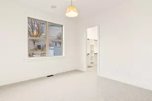 871 N Sandhurst Dr E, Salt Lake City, UT 84103 - Photo 11