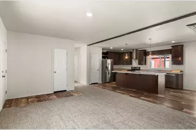 1700 W 2700 N #5, Pleasant View, UT 84404 - Photo 7