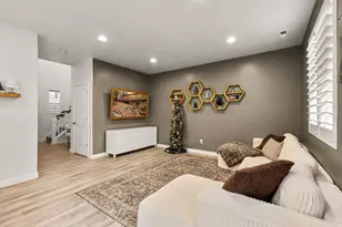 2154 W Lydia Ln, Syracuse, UT 84075 - Photo 7