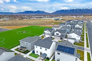 2154 W Lydia Ln, Syracuse, UT 84075 - Photo 35