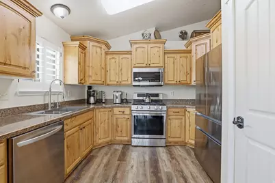 793 W 400 S, Tremonton, UT 84337 - Photo 5