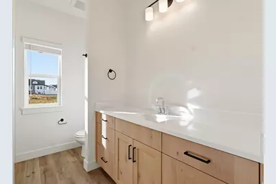 697 W 20 N, Hyrum, UT 84319 - Photo 27