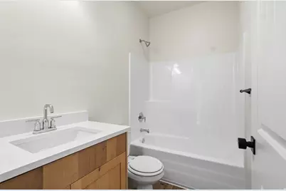 697 W 20 N, Hyrum, UT 84319 - Photo 19