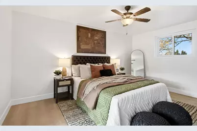 1358 E Maplewood Dr, Murray, UT 84121 - Photo 17