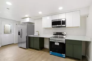 1358 E Maplewood Dr, Murray, UT 84121 - Photo 23