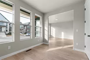 2324 N Sunmore Wy, Lehi, UT 84048 - Photo 9