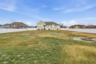 2201 W 1300 S, Lehi, UT 84043 - Photo 9