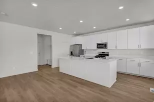 2543 N Velvet Moon Dr, Saratoga Springs, UT 84045 - Photo 5