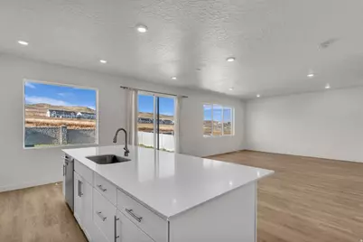 2543 N Velvet Moon Dr, Saratoga Springs, UT 84045 - Photo 7