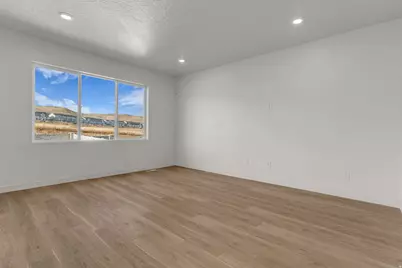 2543 N Velvet Moon Dr, Saratoga Springs, UT 84045 - Photo 27