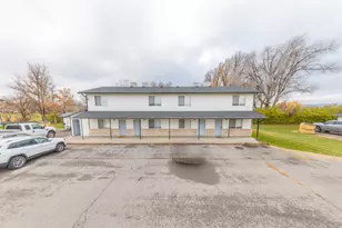 360 N 400 W, Hyrum, UT 84319 - Photo 5