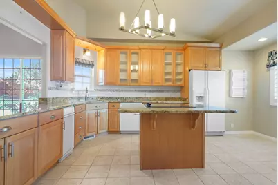 584 S Oak Ln, Tooele, UT 84074 - Photo 5