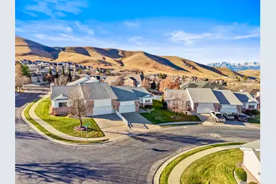 584 S Oak Ln, Tooele, UT 84074 - Photo 25