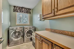 1972 E Everleigh Circle, Sandy, UT 84093 - Photo 35