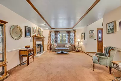 1972 E Everleigh Cir, Sandy, UT 84093 - Photo 5