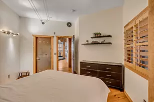 327 W 200 S, Salt Lake City, UT 84101 - Photo 13