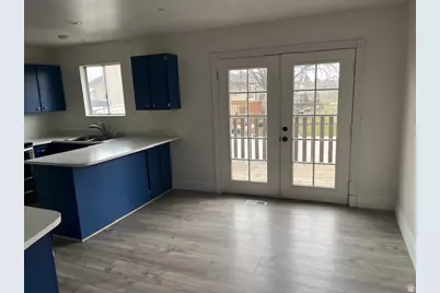 3853 W 5820 S, Taylorsville, UT 84129 - Photo 17