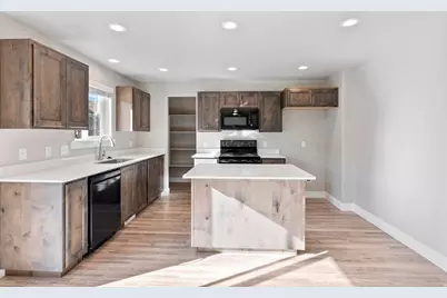 1648 S Windsong Dr #367, Santaquin, UT 84655 - Photo 11