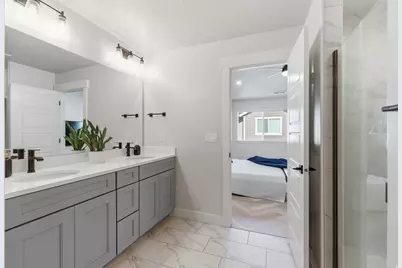 4224 W 2010 N #402, Lehi, UT 84048 - Photo 23