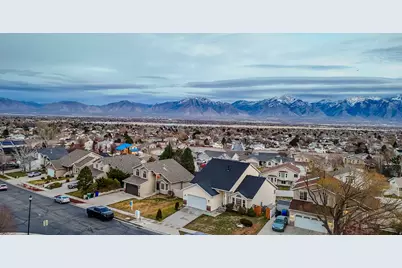 6731 S Adventure Way, West Jordan, UT 84081 - Photo 33