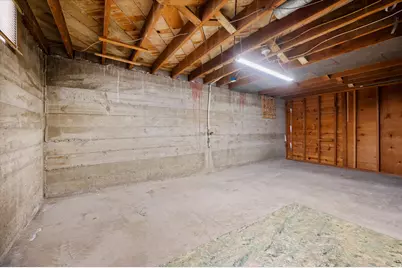 221 W Olympus Cir, Midvale, UT 84047 - Photo 17