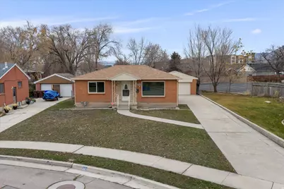 221 W Olympus Cir, Midvale, UT 84047 - Photo 39