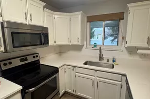 888 E Dupler Rd, Sandy, UT 84094 - Photo 5