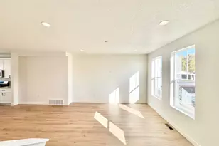 1713 N 1625 W, Layton, UT 84041 - Photo 11