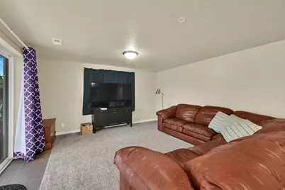 1629 E Juniper St, Layton, UT 84040 - Photo 31