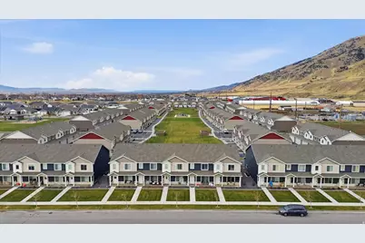 1564 E 460 S, Hyrum, UT 84319 - Photo 27