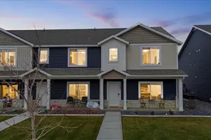 1564 E 460 S, Hyrum, UT 84319 - Photo 1