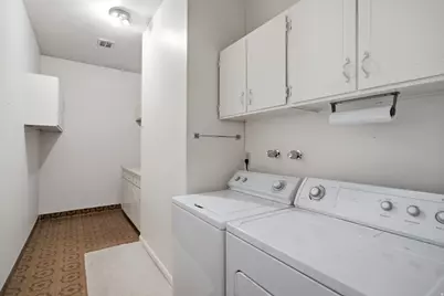 5164 S 1870 E, Holladay, UT 84117 - Photo 19