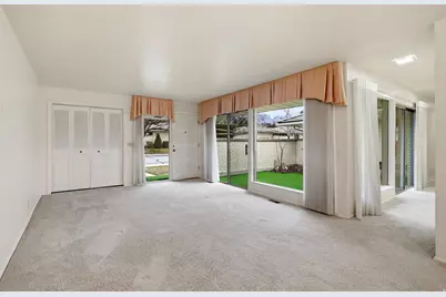 5164 S 1870 E, Holladay, UT 84117 - Photo 7