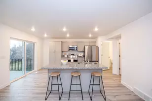 641 S Plum Creek Ln, Ogden, UT 84404 - Photo 7